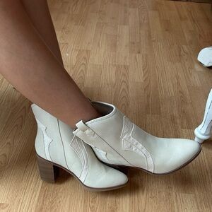 669- Altar'D State Simone Cowboy Ankle Boots Size 6 NWT